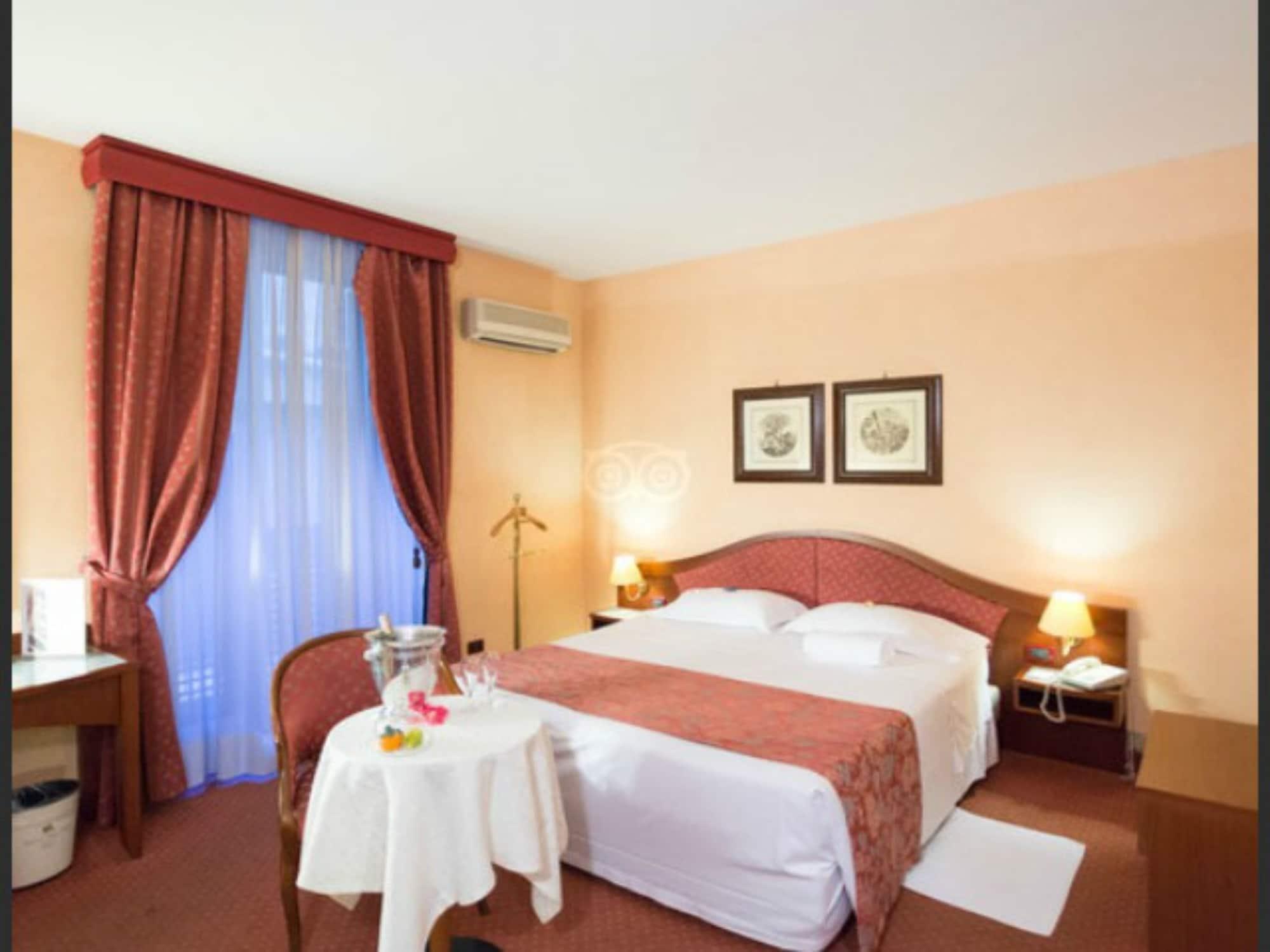 Massimo Plaza 4*