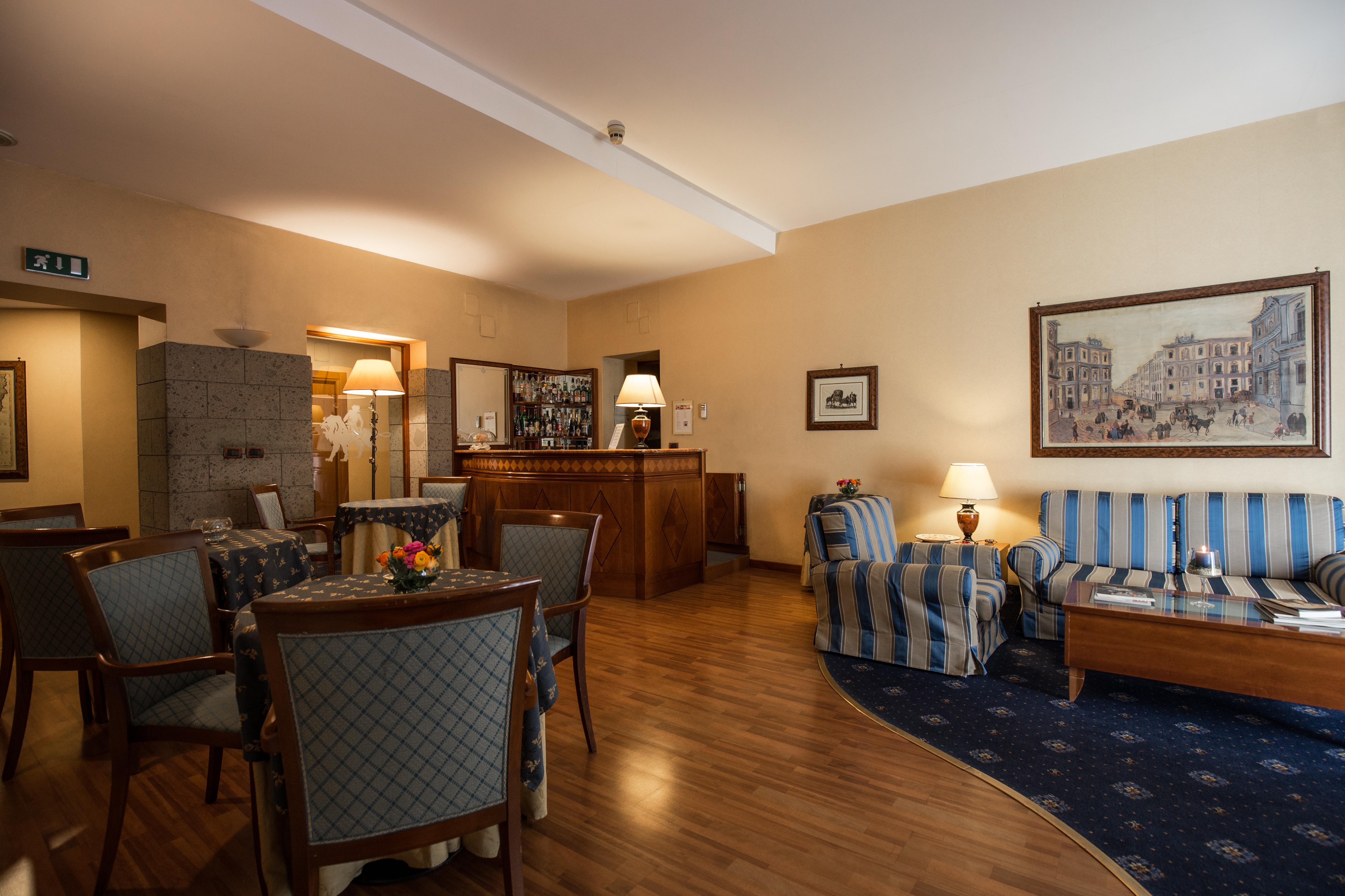 Hotel Massimo Plaza 4*