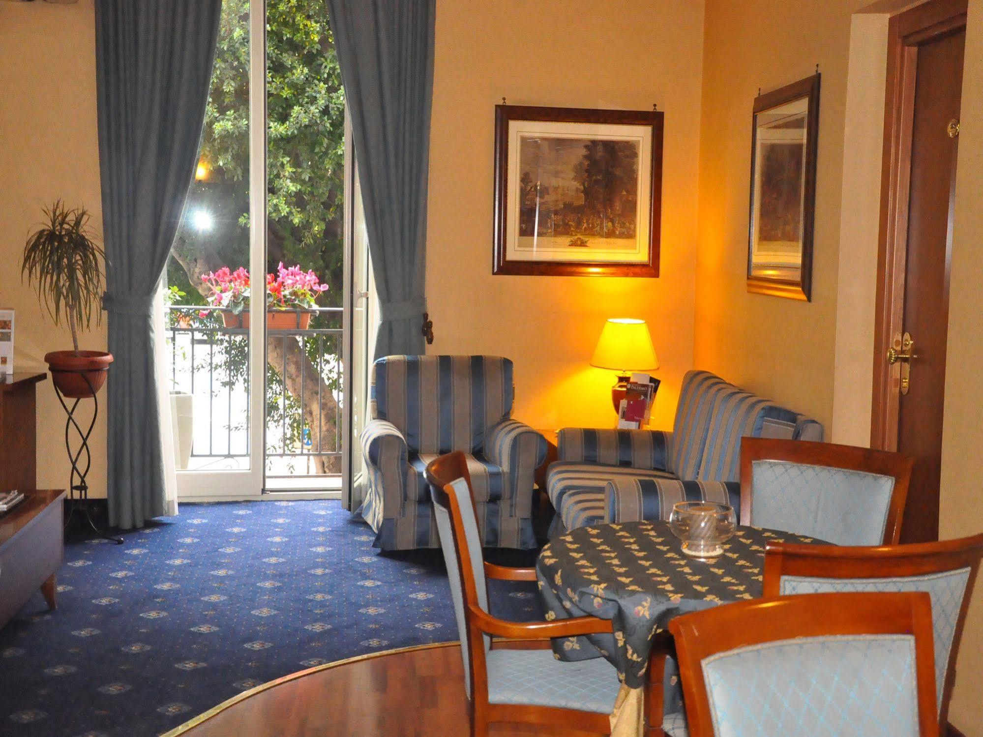 Hotel Massimo Plaza