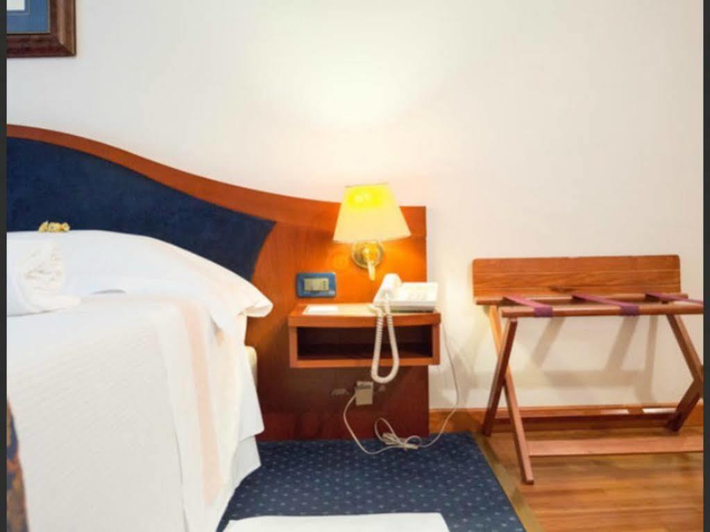 Hotel Massimo Plaza 4*