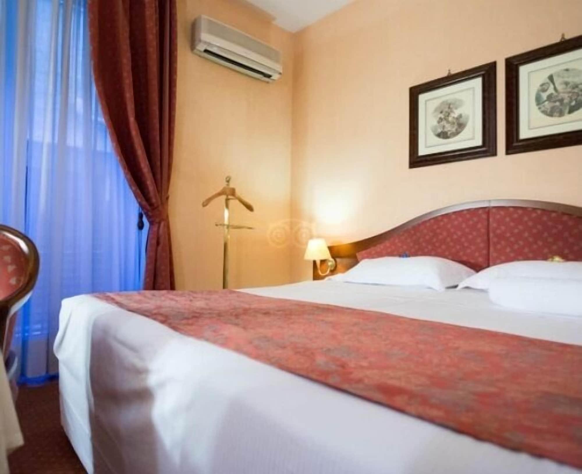 Hotel Massimo Plaza Palermo